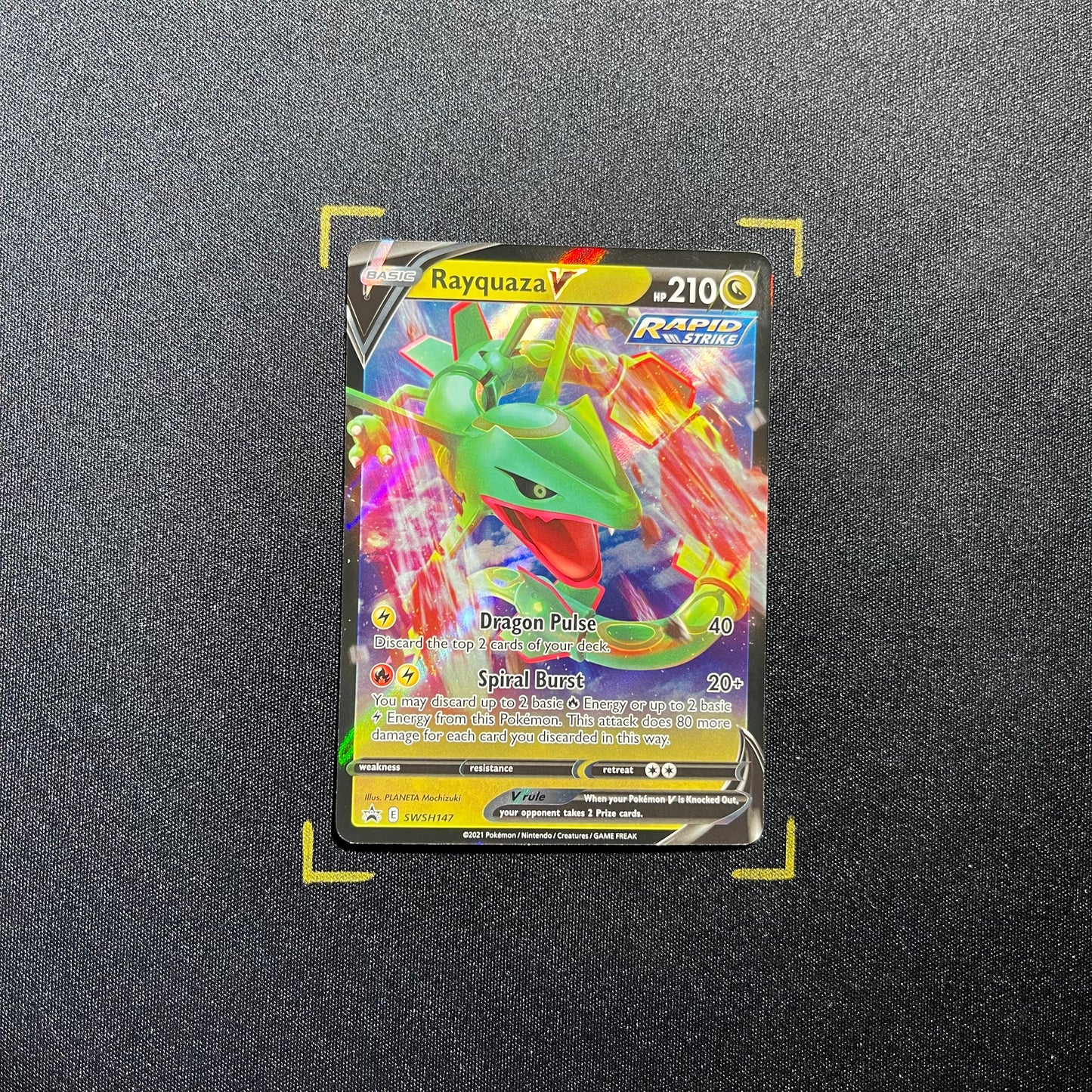 Rayquaza V - SWSH147 - SWSH: Sword & Shield Promo Cards (SWSD)